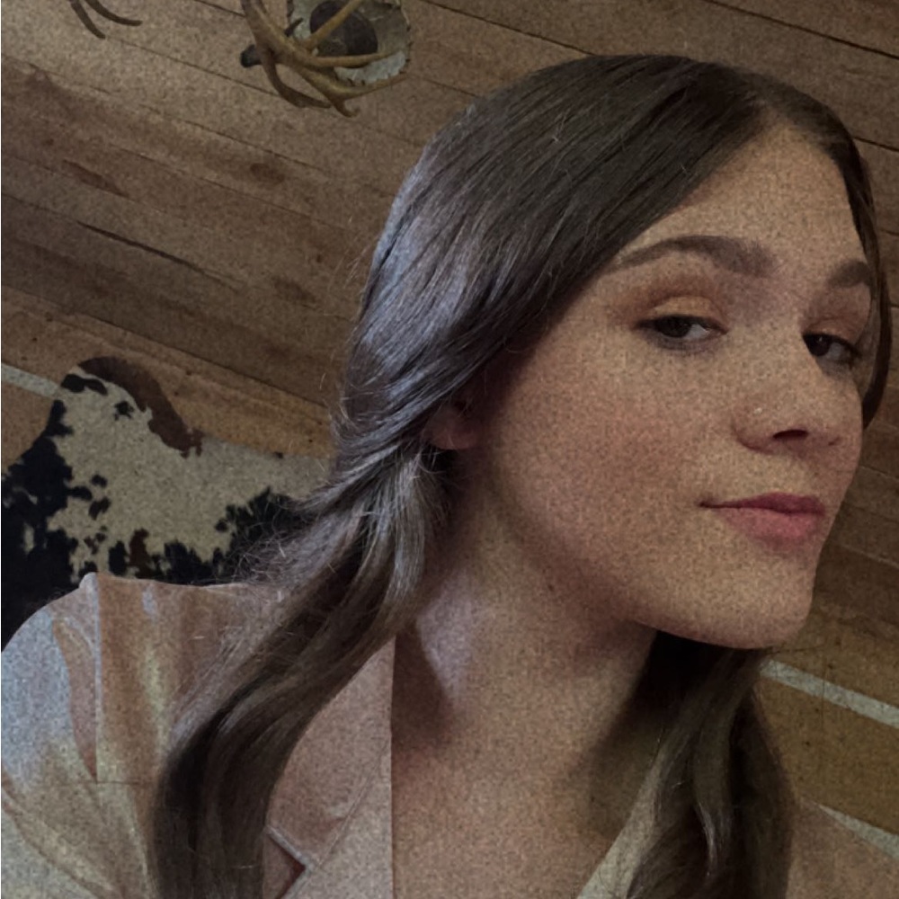 Meet your Posher, Ashlyn